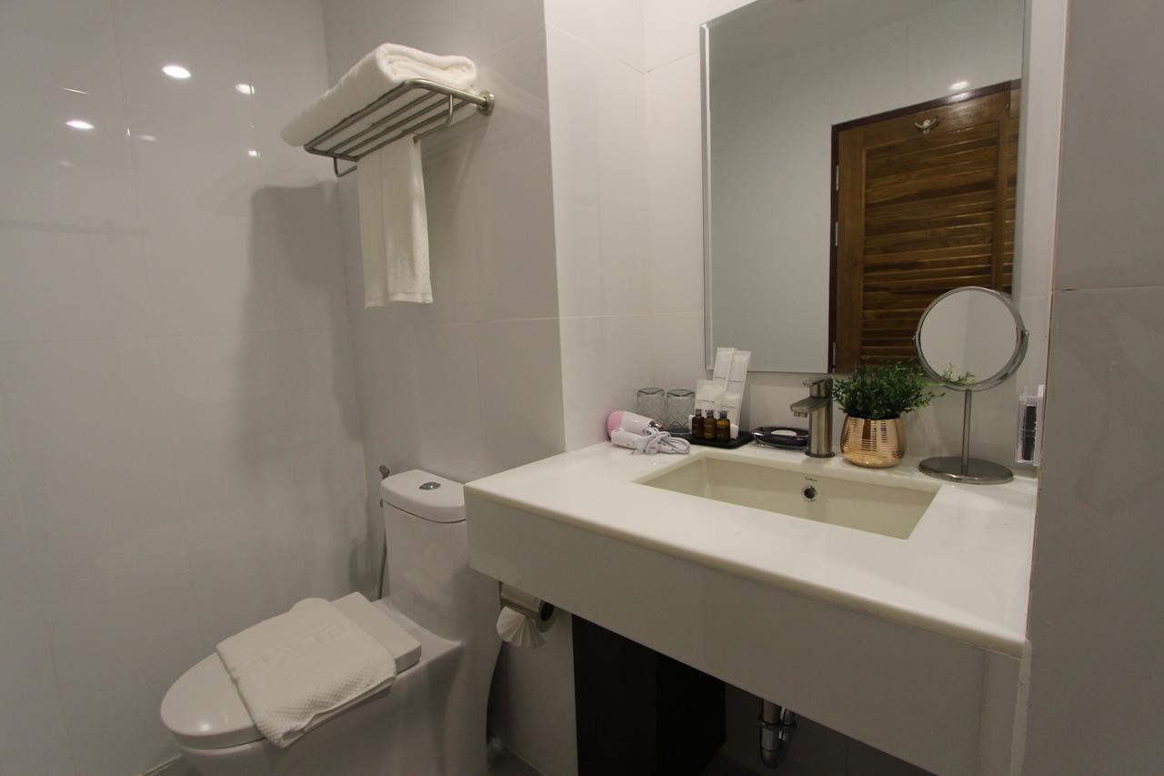 Le Bangkok Hotel Екстериор снимка