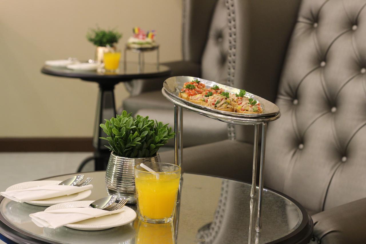 Le Bangkok Hotel Екстериор снимка
