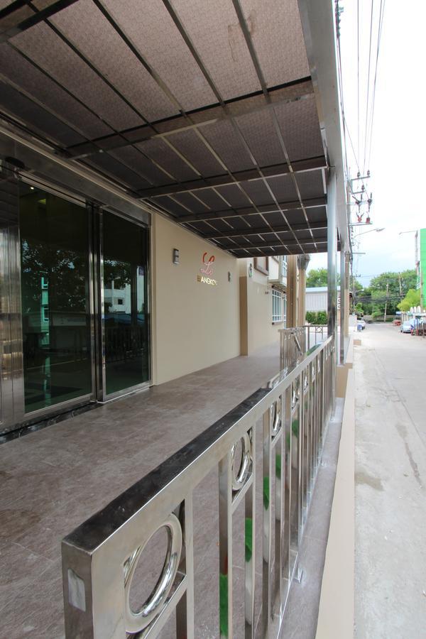 Le Bangkok Hotel Екстериор снимка