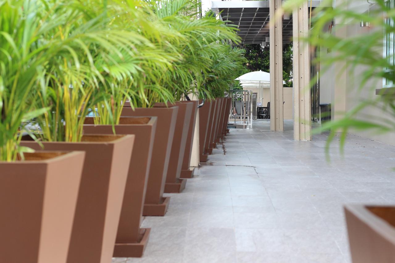 Le Bangkok Hotel Екстериор снимка